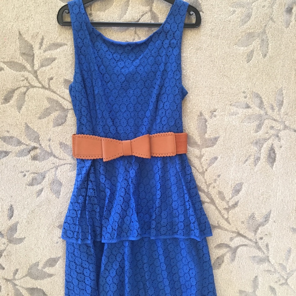 Blue lace sleeveless ruffle dress with bow belt